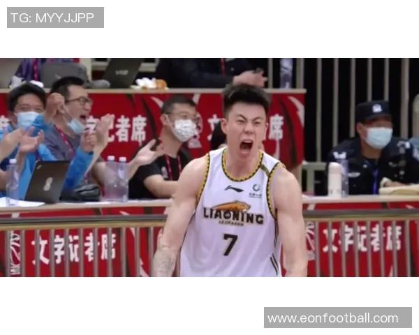 上海男篮兵强马壮王哲林张镇麟洛夫顿古德温弗格领衔全力冲击新赛季